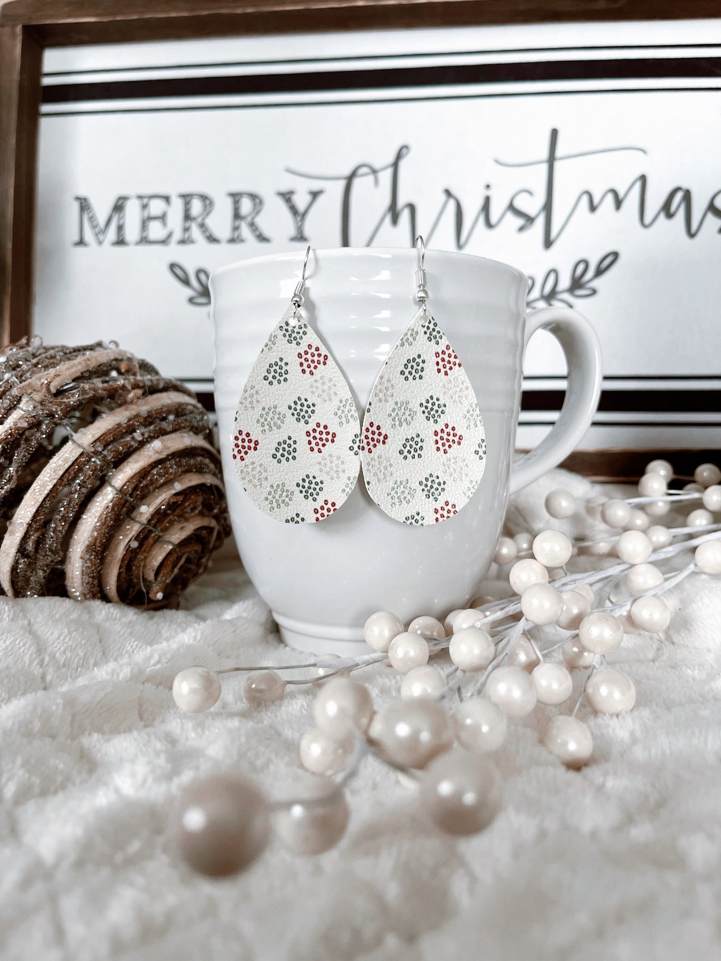 Christmas Circle Earrings