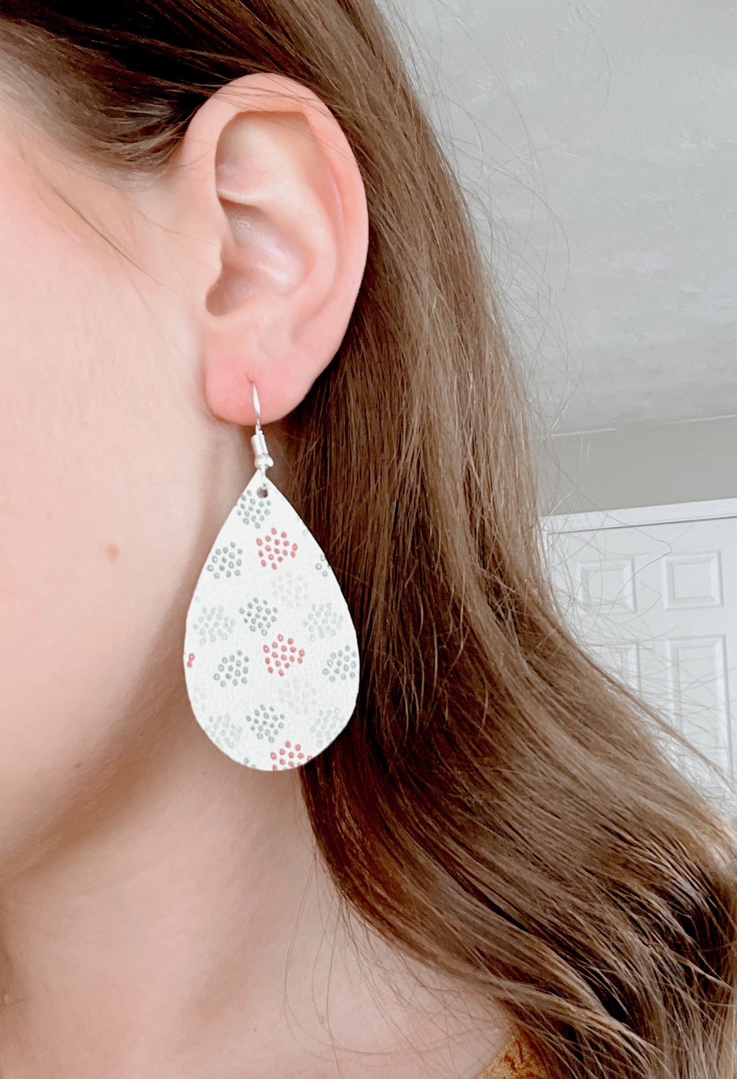 Christmas Circle Earrings
