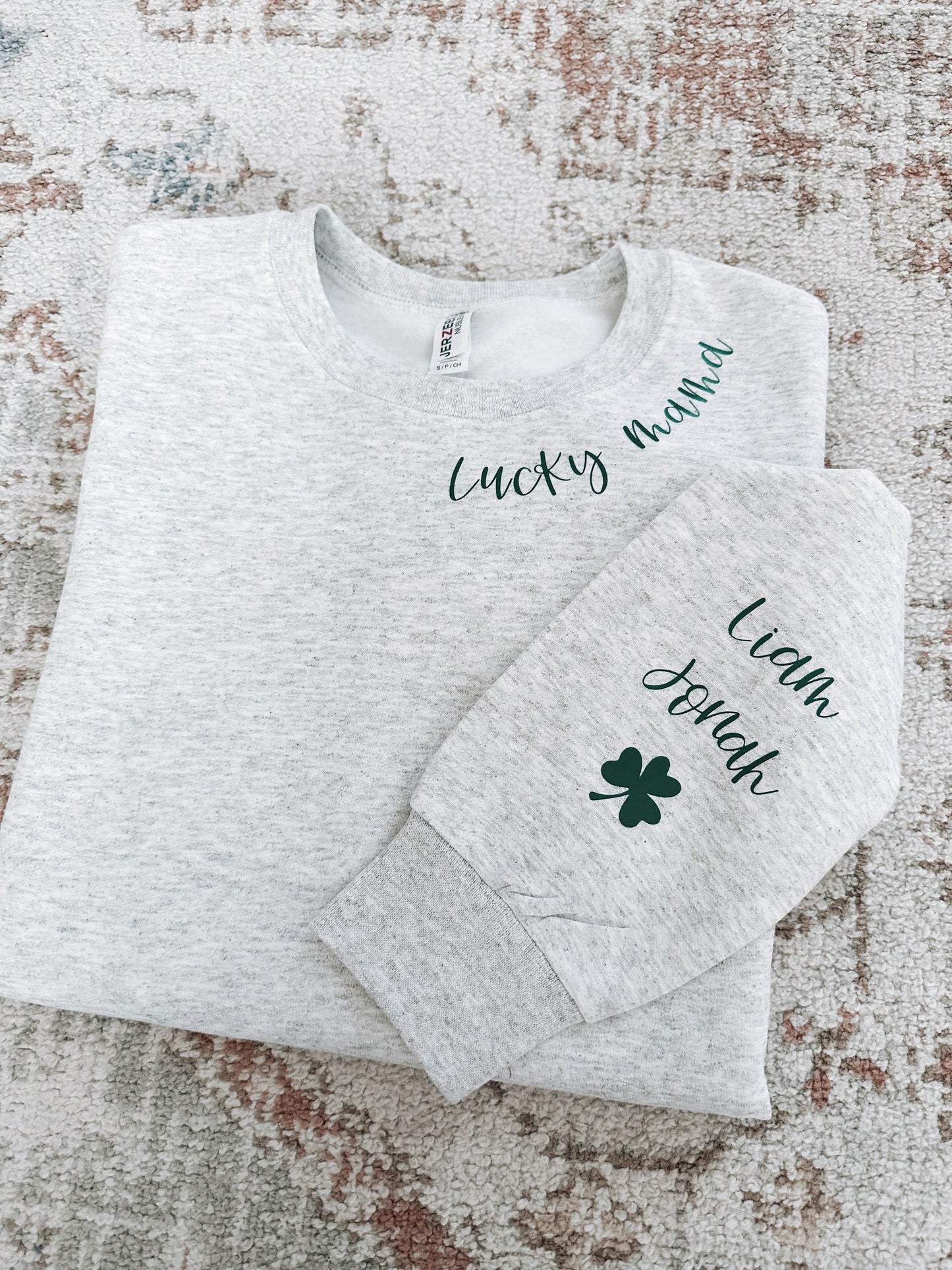 Lucky Mama Crew
